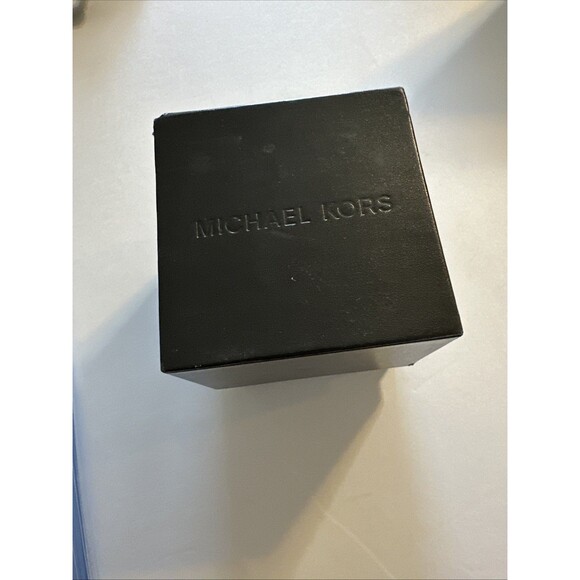 NWT MICHAEL KORS BEL AIRE SILVER TONE CHRONOGRAPH BRACELET WATCH MK5462 With Box - Picture 11 of 16